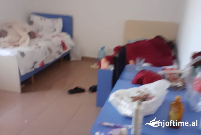 Shtepi me qera 2+1 ne Tirane - 450 Euro