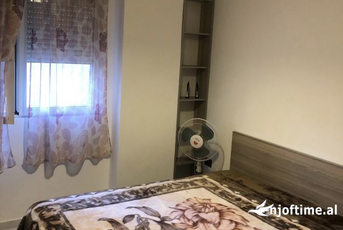 Shtepi me qera 1+1 ne Tirane - 401 Euro