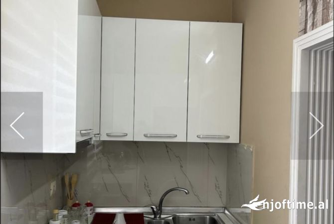 Shtepi ne shitje Apartament ne Tirane, 1+1, Mobilimi E mobiluar, Pagesa 120,000  Euro.