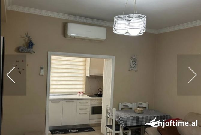 Shtepi ne shitje Apartament ne Tirane, 1+1, Mobilimi E mobiluar, Pagesa 120,000  Euro.