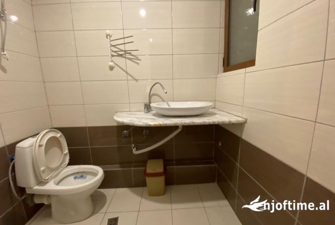 Shtepi me qera 2+1 ne Tirane - 500 Euro