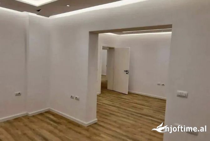 SHITET APARTAMENT 3+1+Ballkon RRUGA MINE PEZA