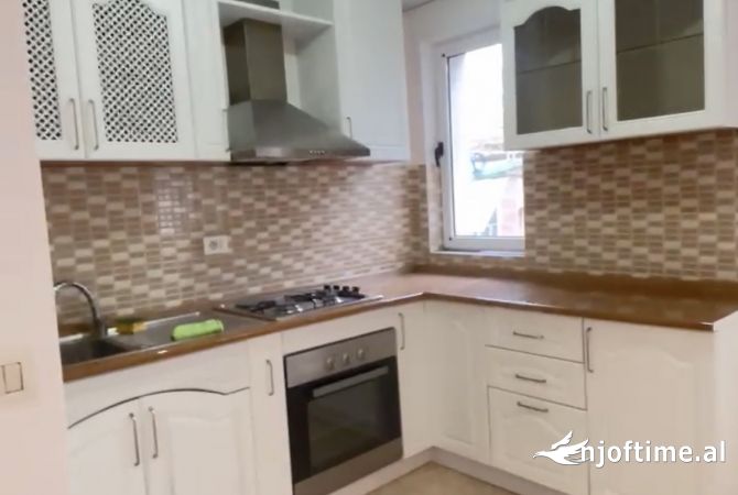 Shtepi ne shitje 2+1 ne Tirane - 115,000 Euro