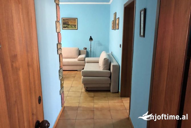 Shtepi me qera 3+1 ne Tirane - 550 Euro