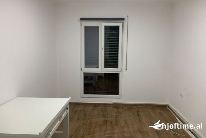 JEPET ME QERA AMBIENT BIZNESI MYSLYM SHYRI