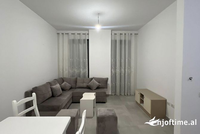 Shtepi me qera 1+1 ne Tirane - 500 Euro