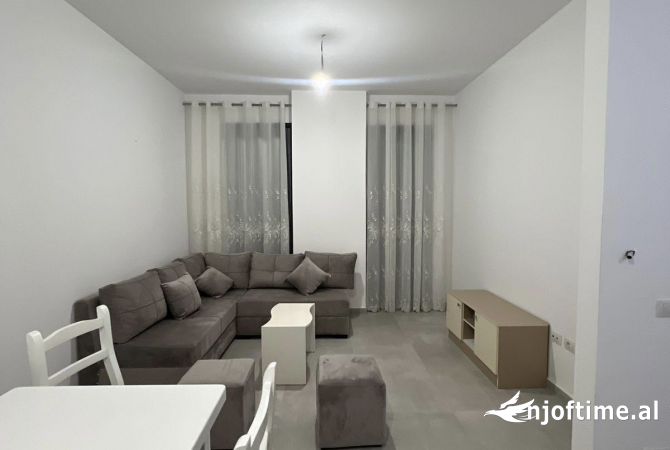 Shtepi me qera 1+1 ne Tirane - 500 Euro