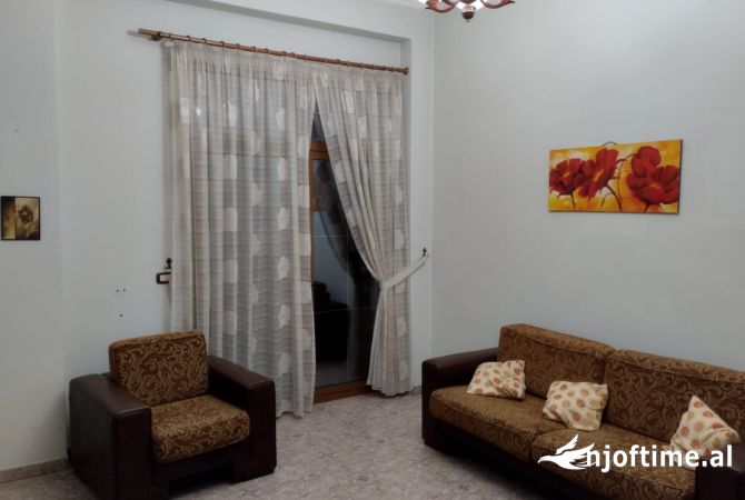 Shtepi me qera 3+1 ne Tirane - 550 Euro