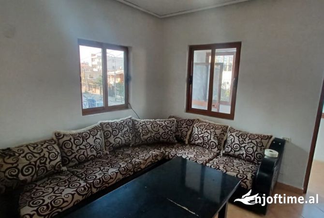 Shtepi me qera 1+1 ne Tirane - 400 Euro