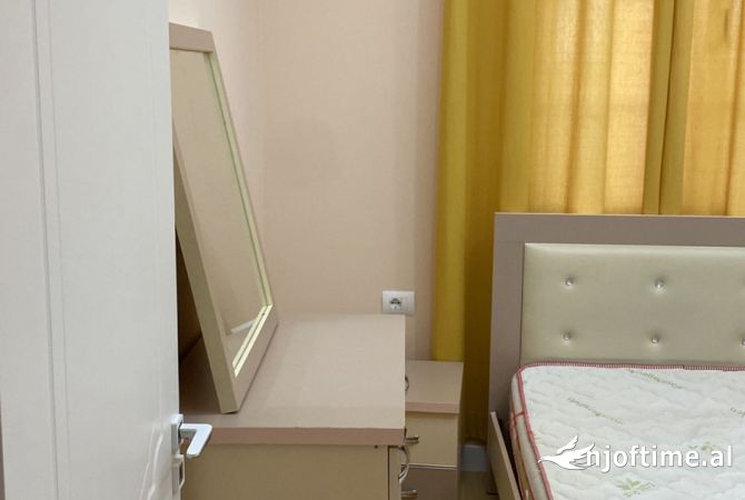 Shtepi me qera 1+1 ne Tirane - 400 Euro