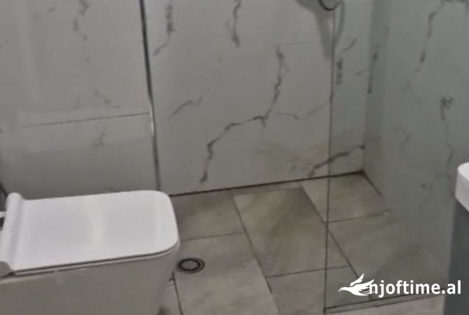 Shtepi me qera Apartament ne Tirane, 2+1, Mobilimi E mobiluar, Pagesa 600  Euro.