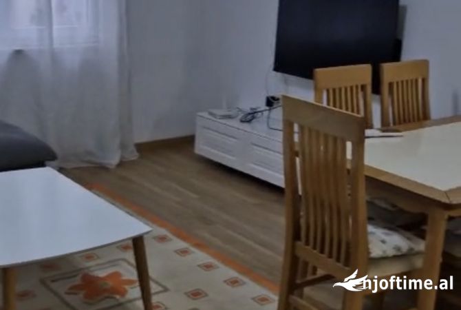 Shtepi me qera 2+1 ne Tirane - 600 Euro