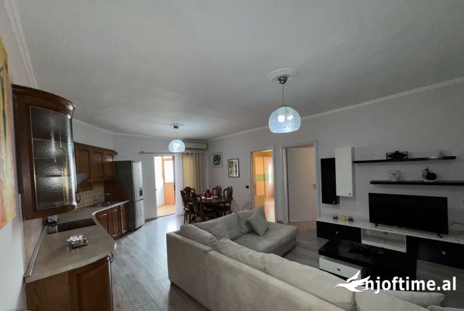 Shtepi me qera 2+1 ne Tirane - 600 Euro