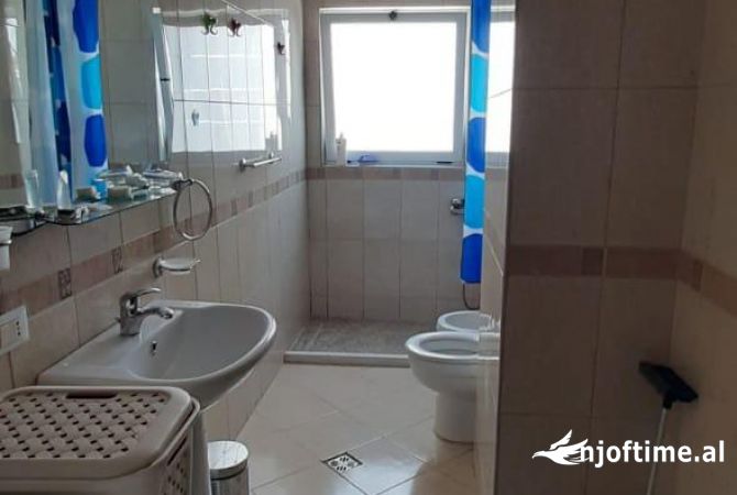 Shtepi me qera 2+1 ne Tirane - 650 Euro
