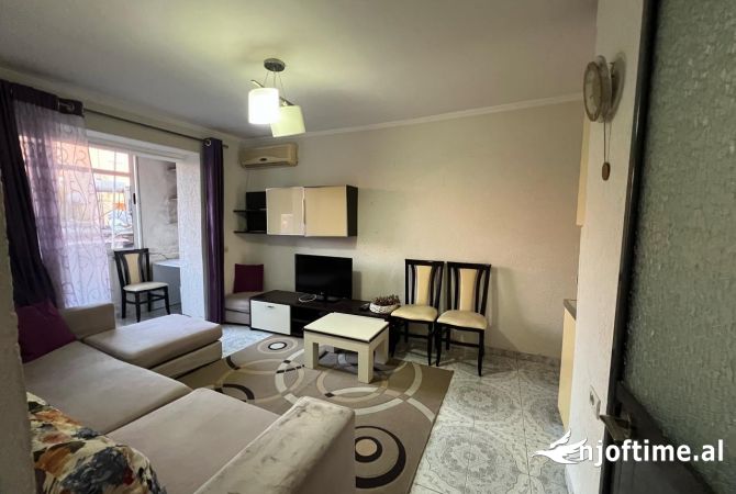 Shitet apartament 1+1 Okazion