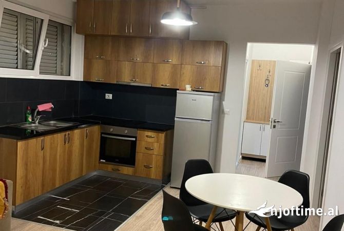 Shtepi ne shitje 1+1 ne Tirane - 142,000 Euro
