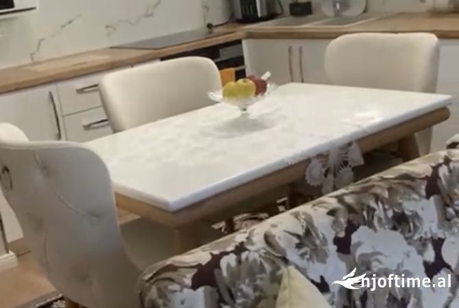 Shtepi me qera 3+1 ne Tirane - 800 Euro