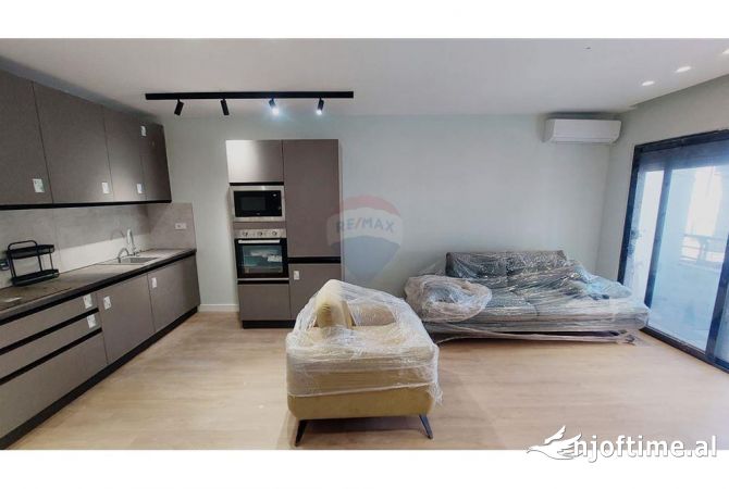 Shtepi me qera 1+1 ne Tirane - 750 Euro