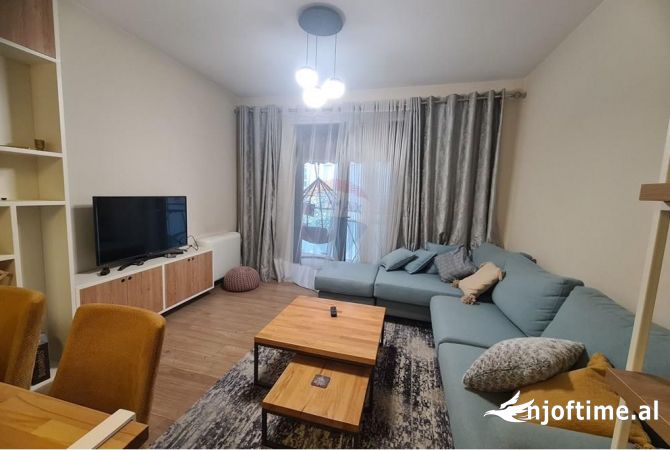 Shtepi me qera 2+1 ne Tirane - 750 Euro