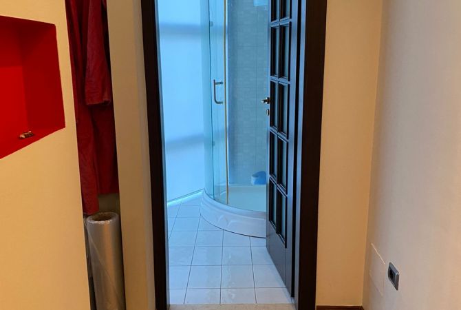 Ambjent Biznesi me Qera