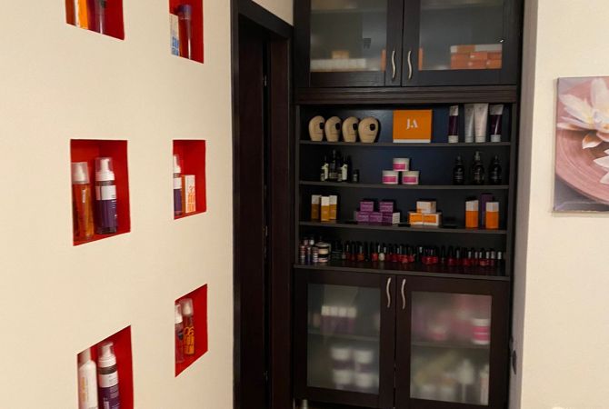 Ambjent Biznesi me Qera