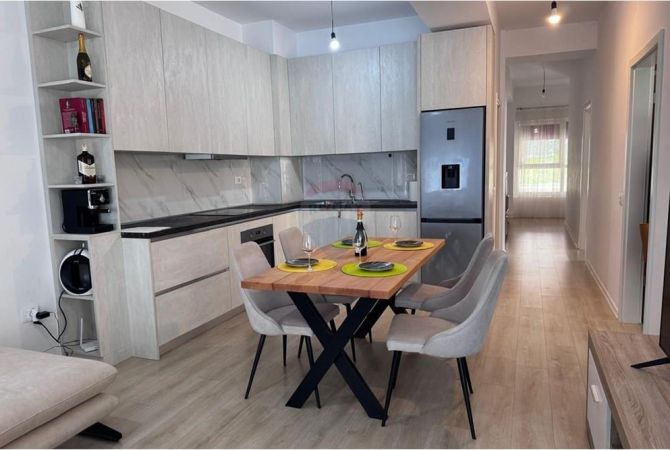Shtepi ne shitje 3+1 ne Tirane - 194,000 Euro