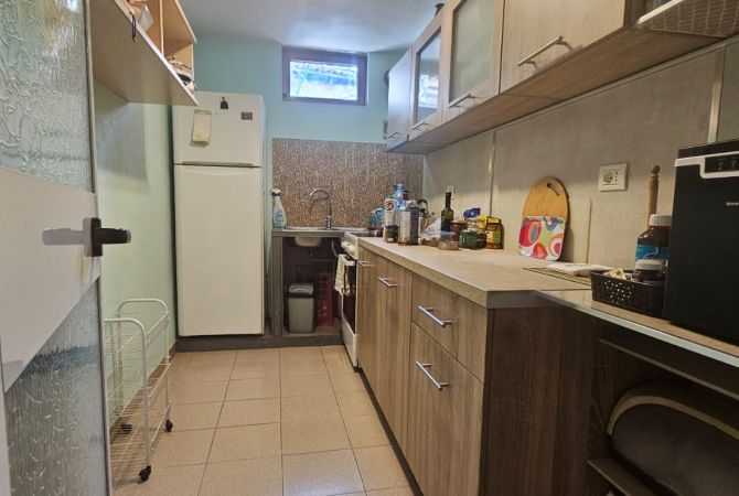 Shtepi me qera Apartament ne Tirane, 2+1, Mobilimi E mobiluar, Pagesa 450  Euro.