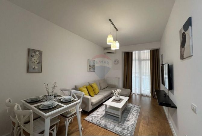 Shtepi me qera 1+1 ne Tirane - 700 Euro
