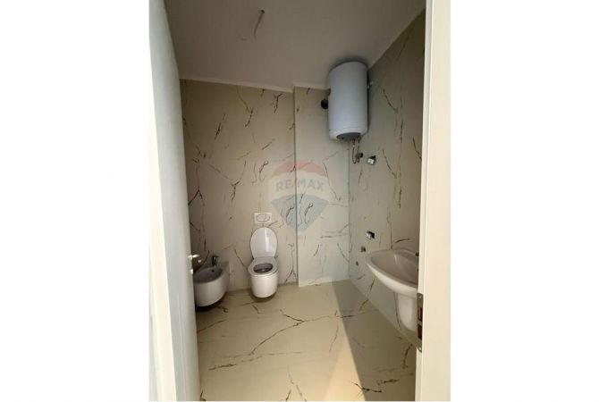 Shtepi ne shitje 1+1 ne Tirane - 235,000 Euro