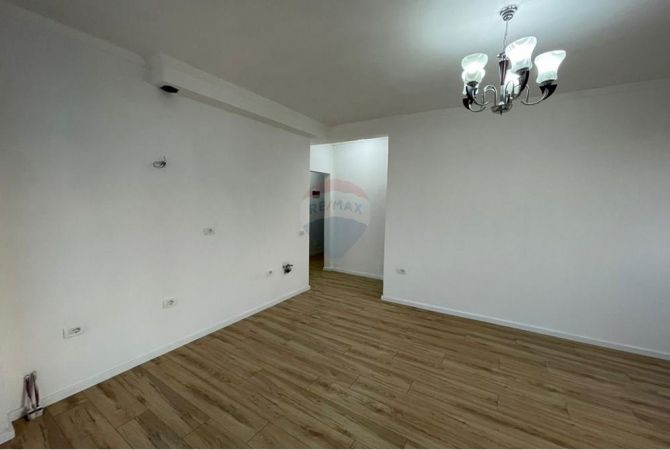 Shtepi ne shitje 1+1 ne Tirane - 87,000 Euro