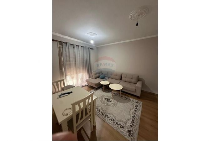 Shtepi ne shitje Apartament ne Tirane, 2+1, Mobilimi E mobiluar, Pagesa 135,000  Euro.