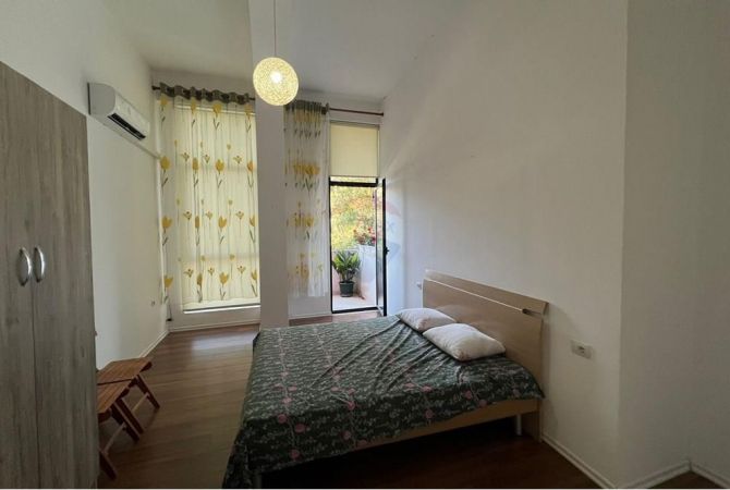 Shtepi me qera 2+1 ne Tirane - 320 Euro