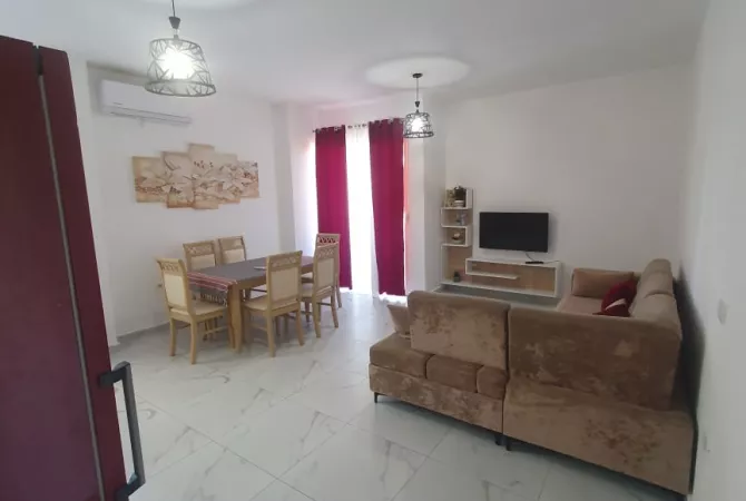 Shtepi me qera Apartament ne Durres, 2+1, Mobilimi E mobiluar, Pagesa 600  Euro.