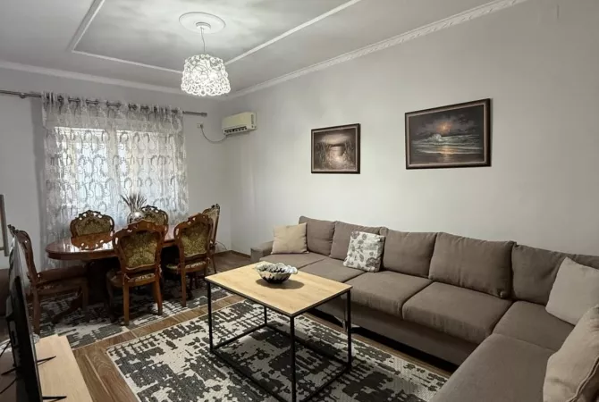 Shtepi me qera 2+1 ne Tirane - 600 Euro