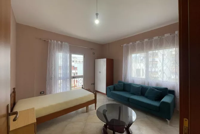 Casa in affitto 2+1 a Tirana - 450 Euro