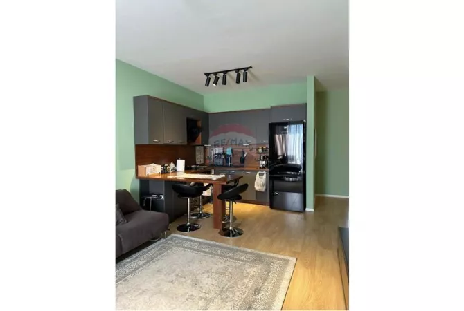 Shtepi me qera Apartament ne Tirane, 2+1, Mobilimi E mobiluar, Pagesa 600  Euro.