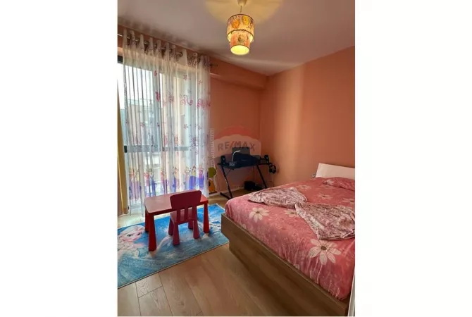 Shtepi me qera 2+1 ne Tirane - 600 Euro
