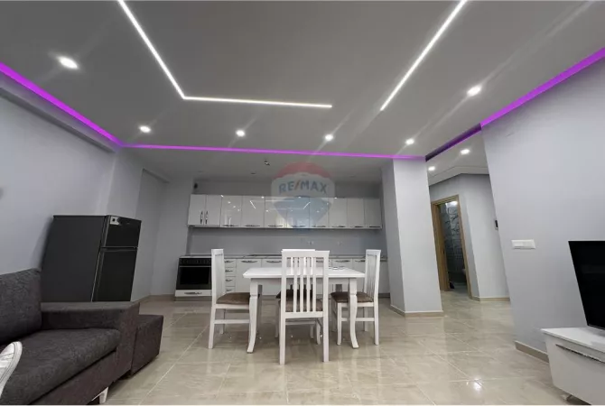 Shtepi me qera Apartament ne Tirane, 2+1, Mobilimi E mobiluar, Pagesa 600  Euro.