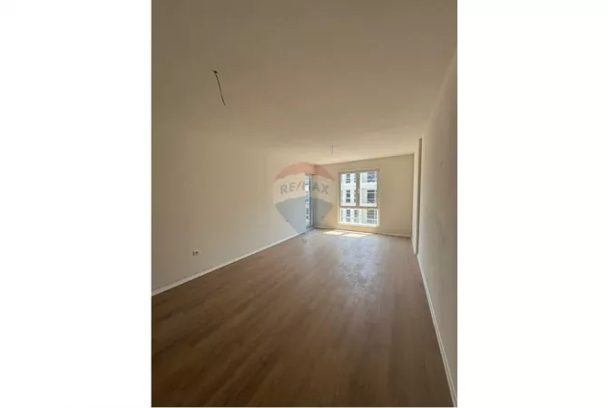 Shtepi ne shitje Apartament ne Tirane, 2+1, Mobilimi E mobiluar, Pagesa 110,000  Euro.