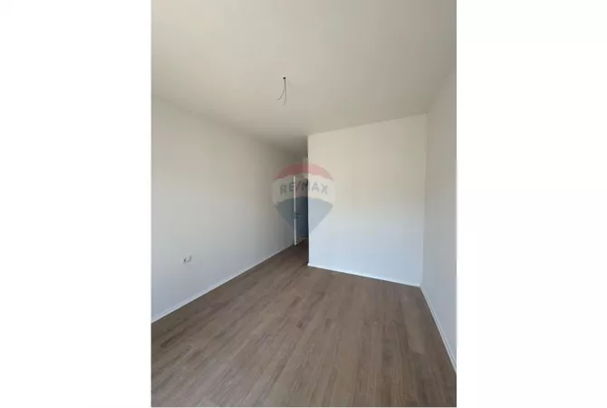Shtepi ne shitje 2+1 ne Tirane - 110,000 Euro