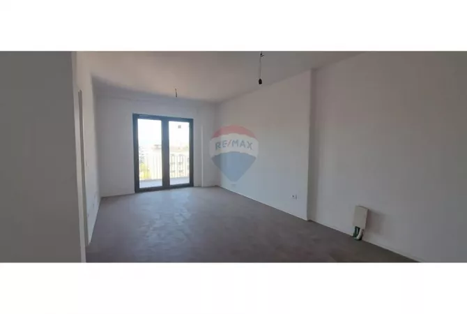 Ambient biznesi me qera 1+1 ne Tirane - 700 Euro