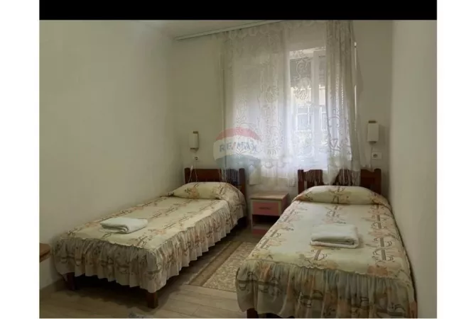 Shtepi me qera 3+1 ne Tirane - 830 Euro