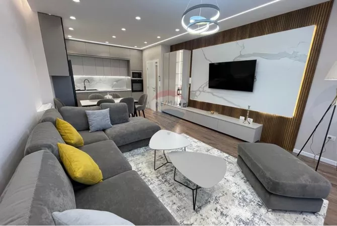 Shtepi me qera 2+1 ne Tirane - 850 Euro