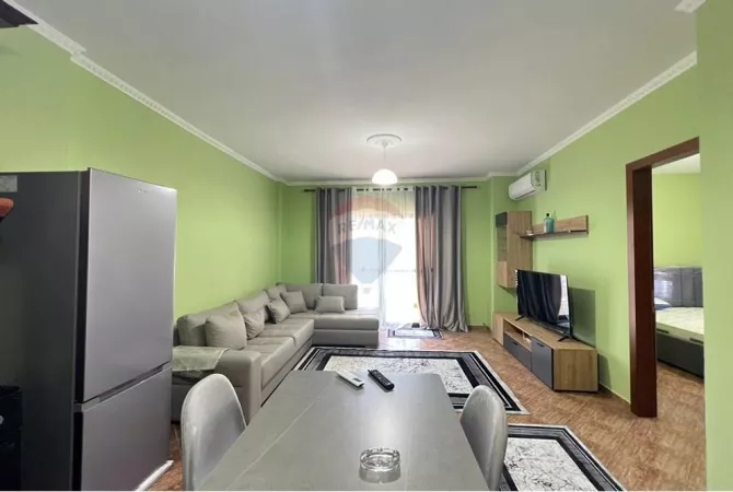 Shtepi me qera 2+1 ne Tirane - 55,000 Leke