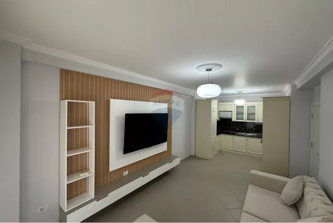 House for Rent 2+1 in Tirana - 1,000 Euro
