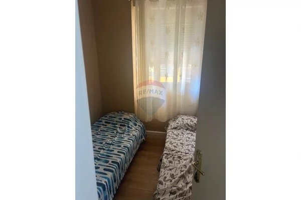 Shtepi me qera 2+1 ne Tirane - 450 Euro