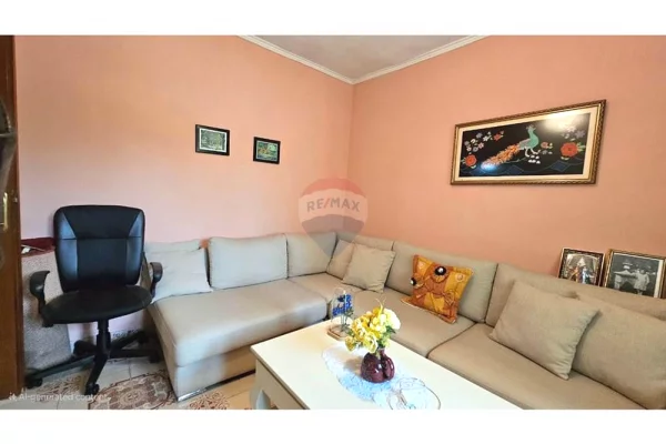 Shtepi ne shitje 3+1 ne Tirane - 175,000 Euro