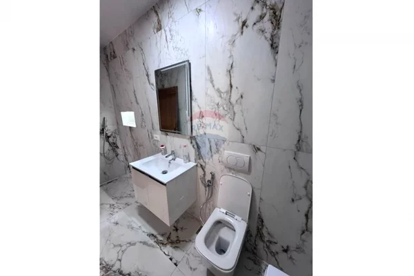 Shtepi me qera Apartament ne Tirane, 2+1, Mobilimi E mobiluar, Pagesa 500  Euro.