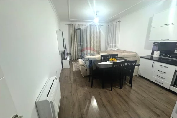 Shtepi ne shitje 2+1 ne Tirane - 179,000 Euro