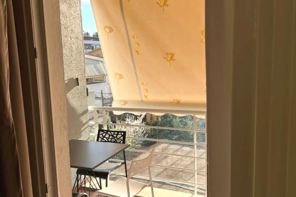 Shtepi me qera Apartament ne Tirane, 2+1, Mobilimi E mobiluar, Pagesa 800  Euro.